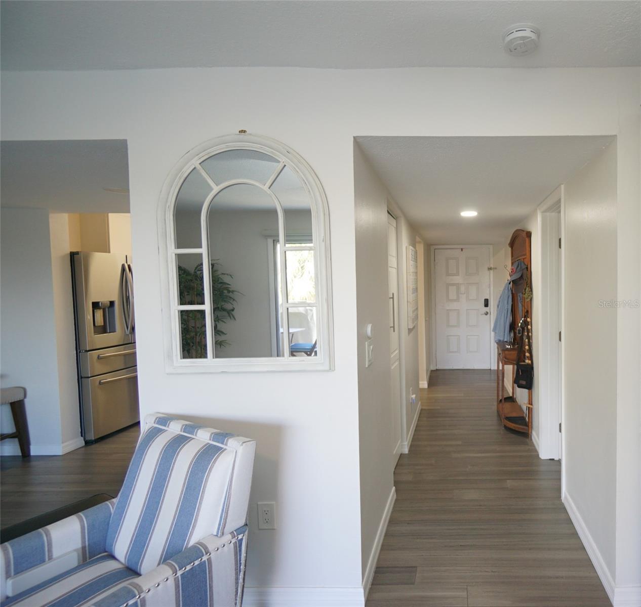 6325 Newtown Circle, FL