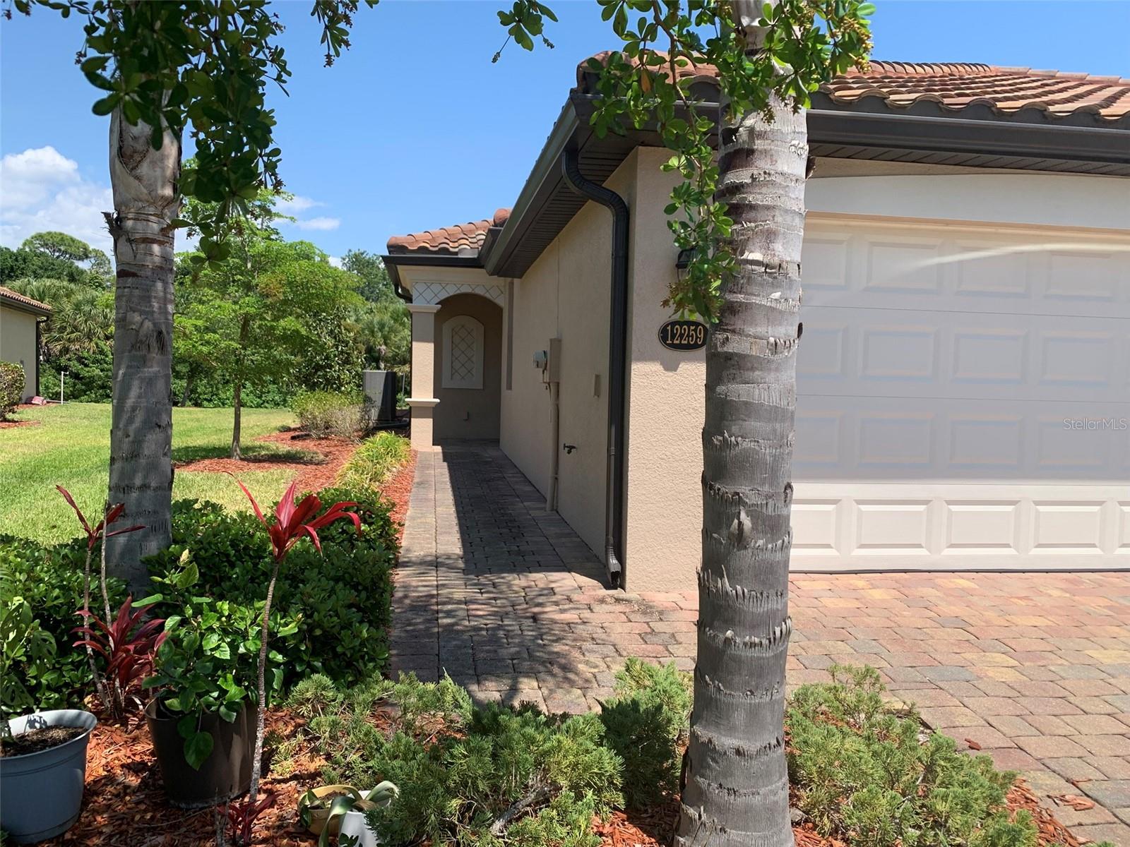 12259 Amica Loop, FL