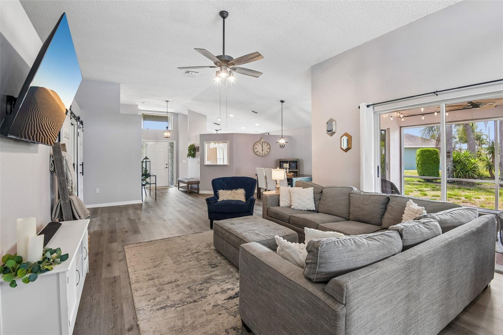 1129 Daleside Lane, FL