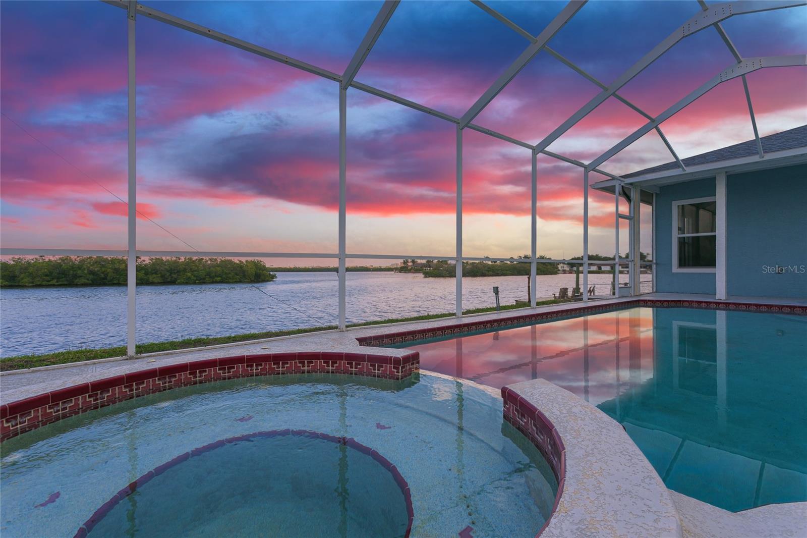 5557 Bowline Bend, FL