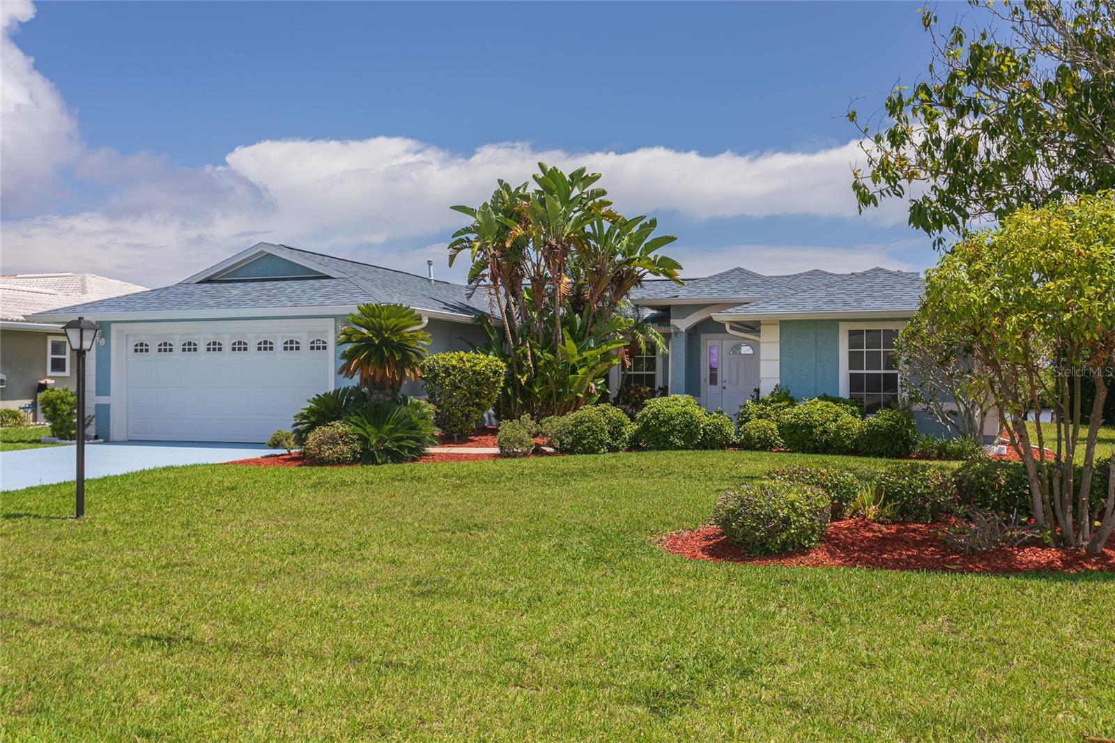 5557 Bowline Bend, FL