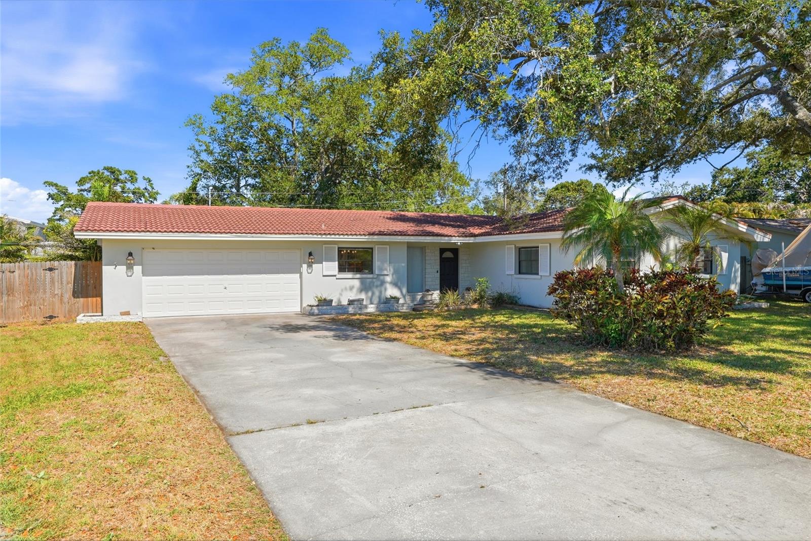 1349 Viewtop Drive, FL