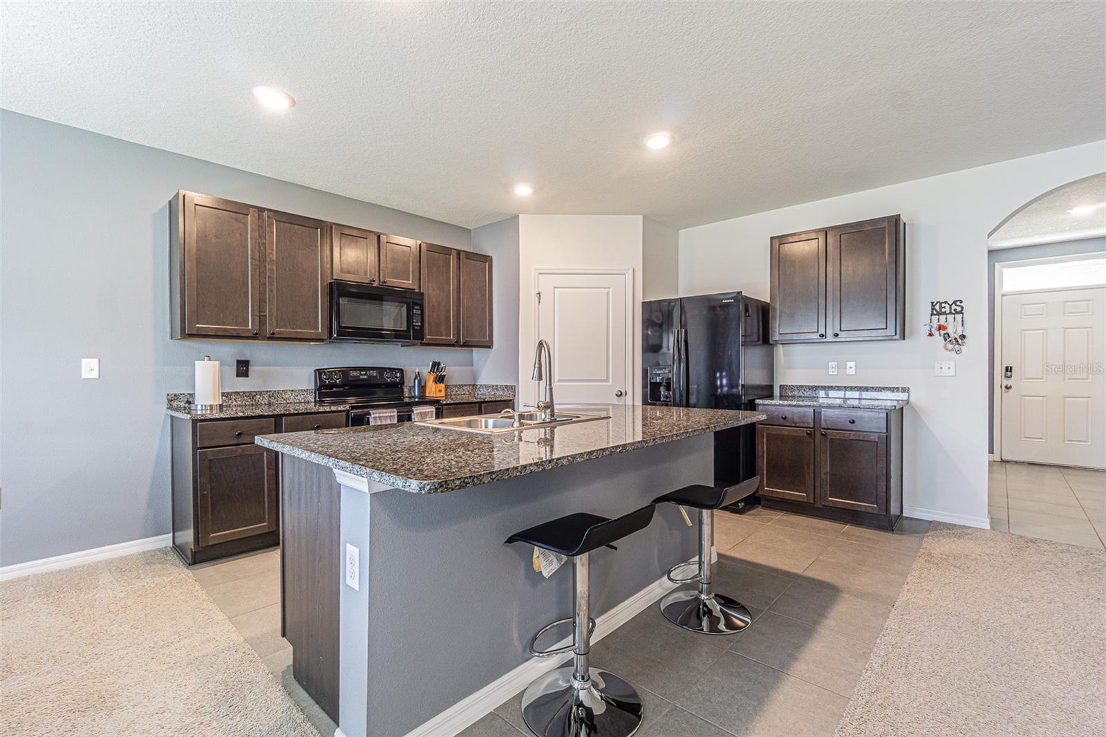 10212 Golden Light Court, FL