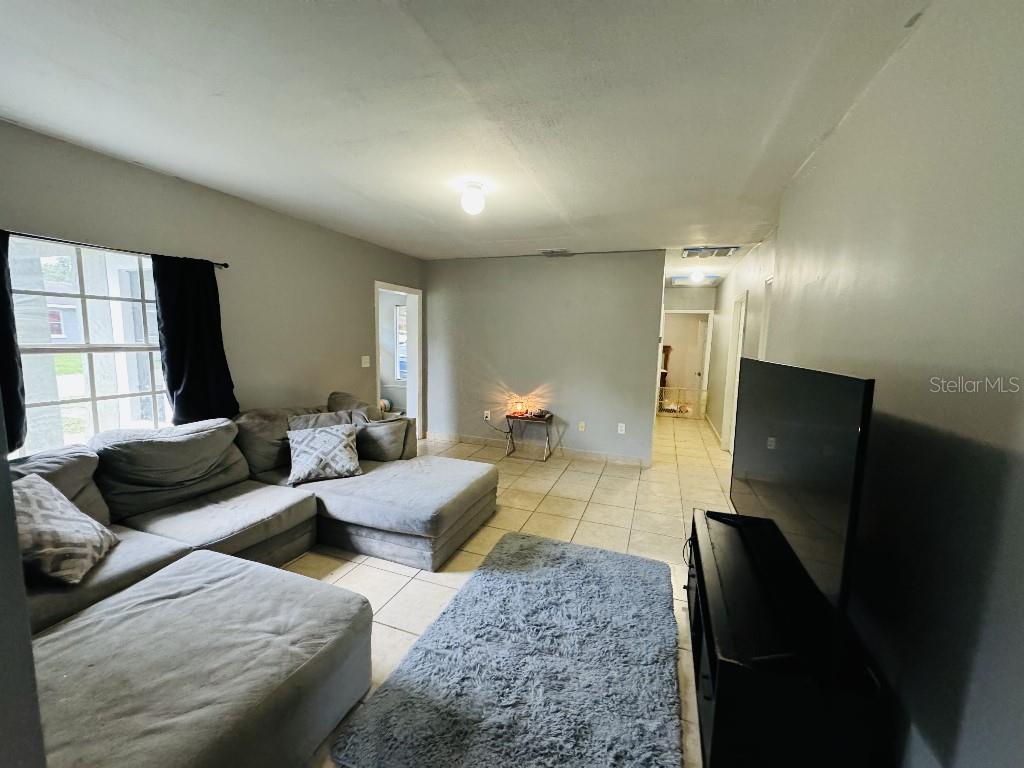 419 Avenue M, FL