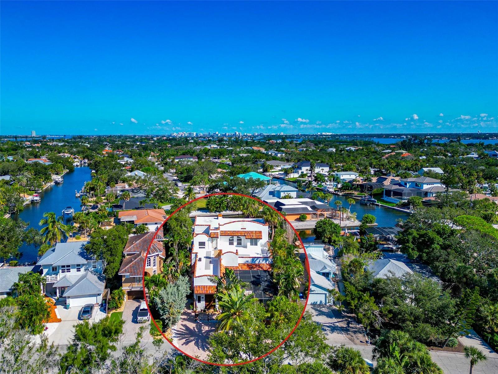 681 Avenida De Mayo, FL