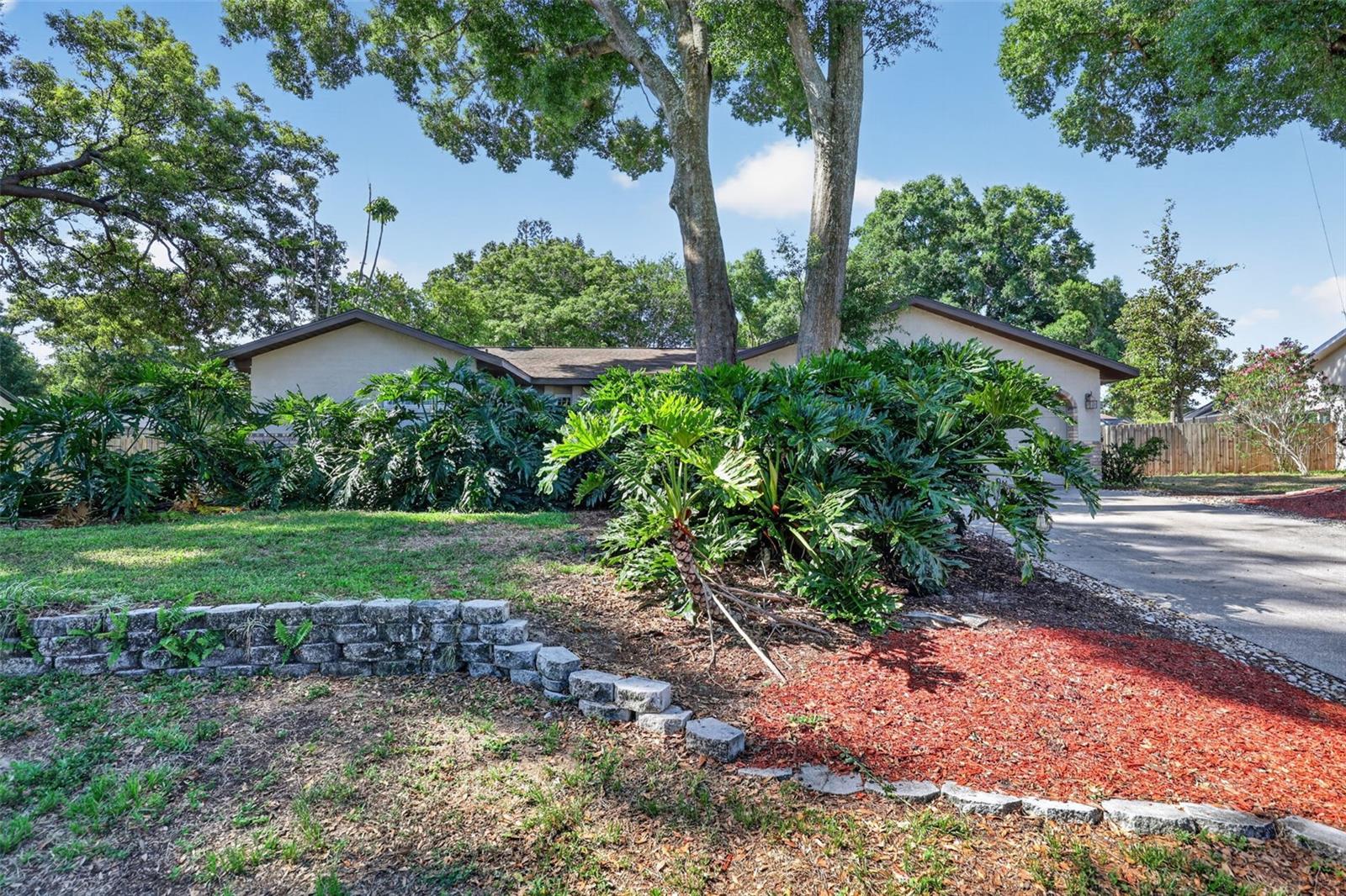 2713 Willow Oaks Drive, FL