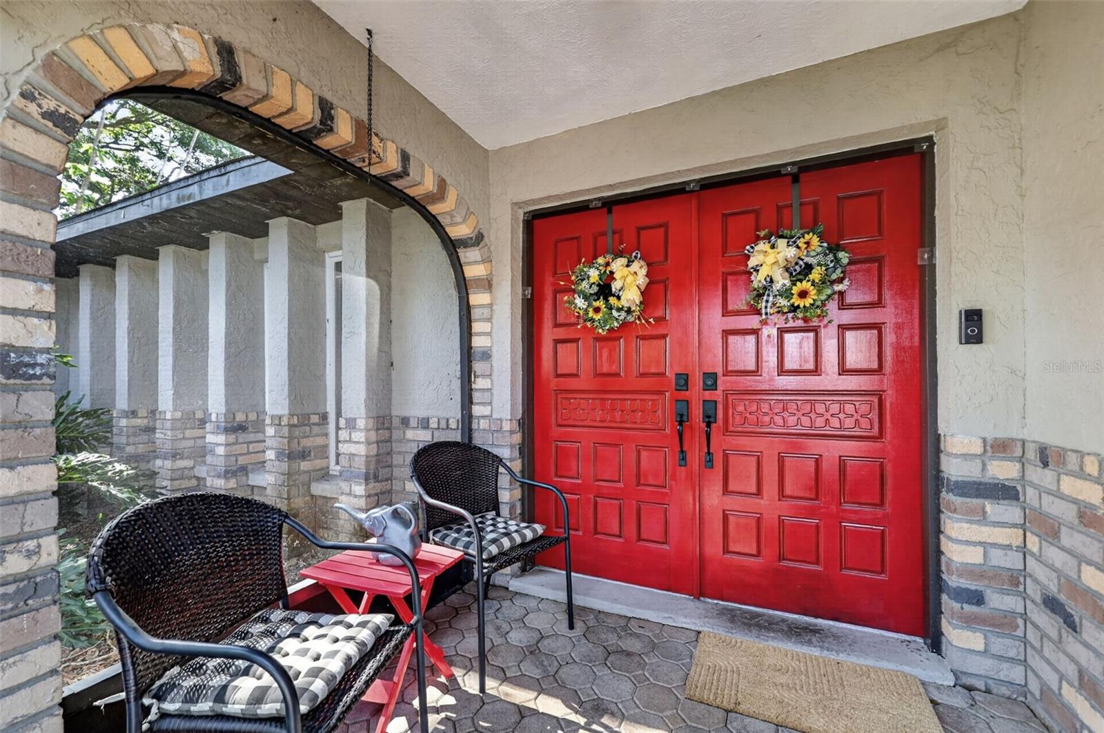 2713 Willow Oaks Drive, FL