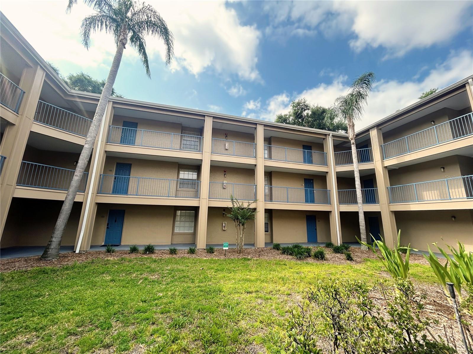 7350 Westpointe Boulevard, FL