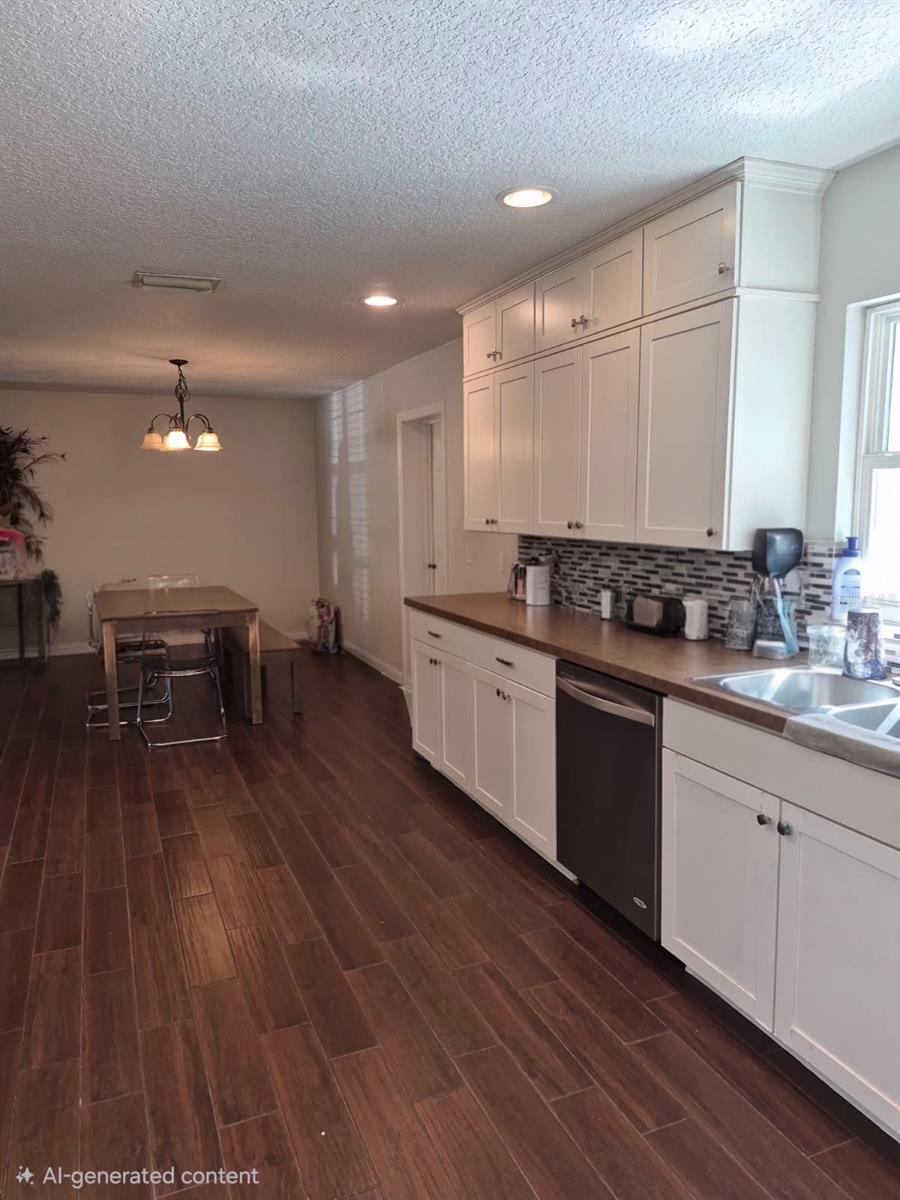 2729 Harriet Drive, FL