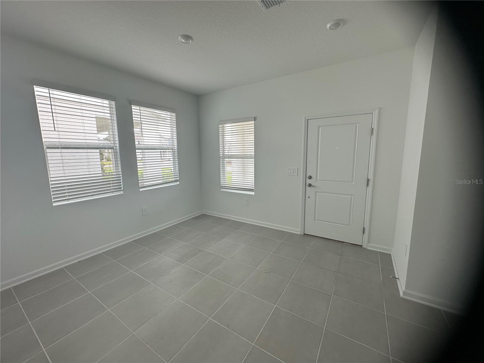 5633 Fiona Lane, FL