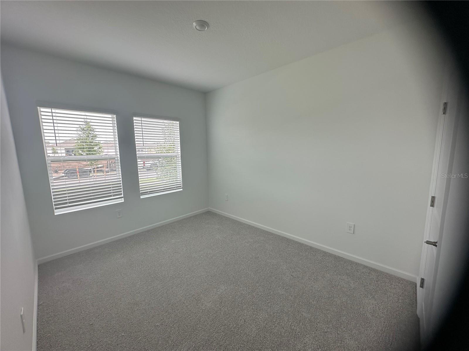 5633 Fiona Lane, FL