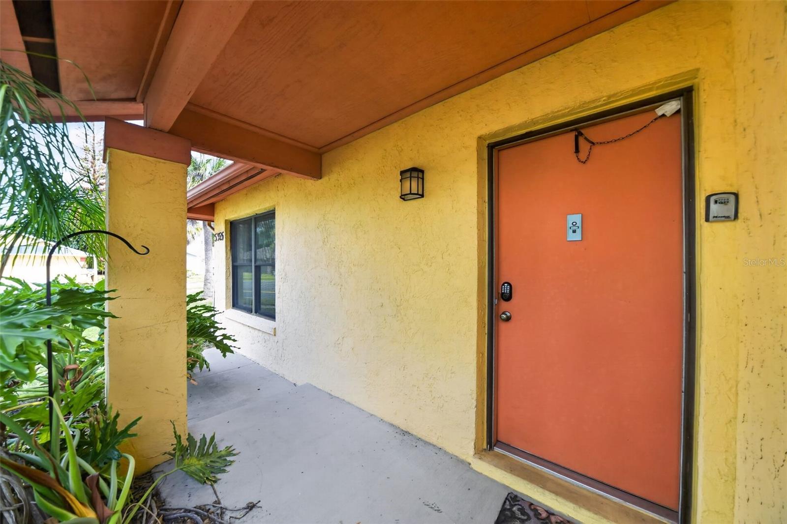 5325 Barefoot Path, FL