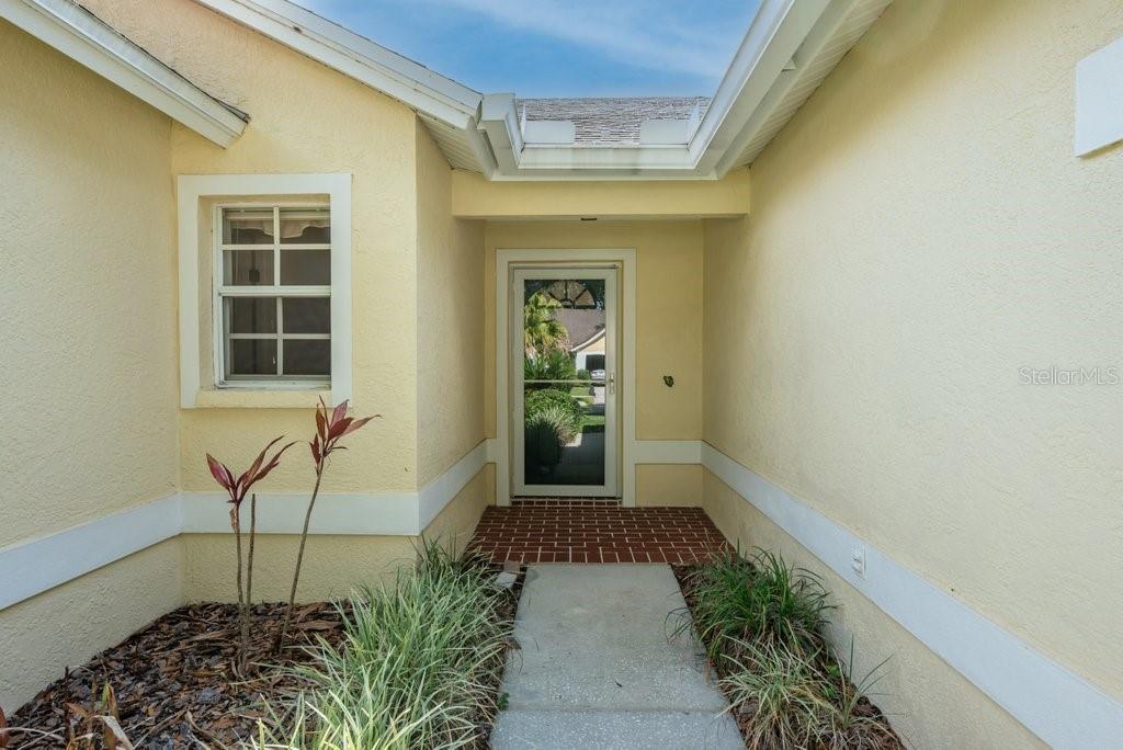 17610 Esprit Drive, FL
