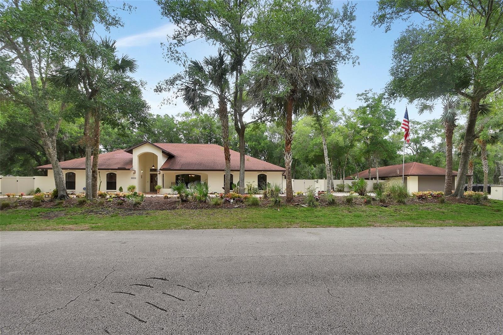 2575 Glen Drive, FL