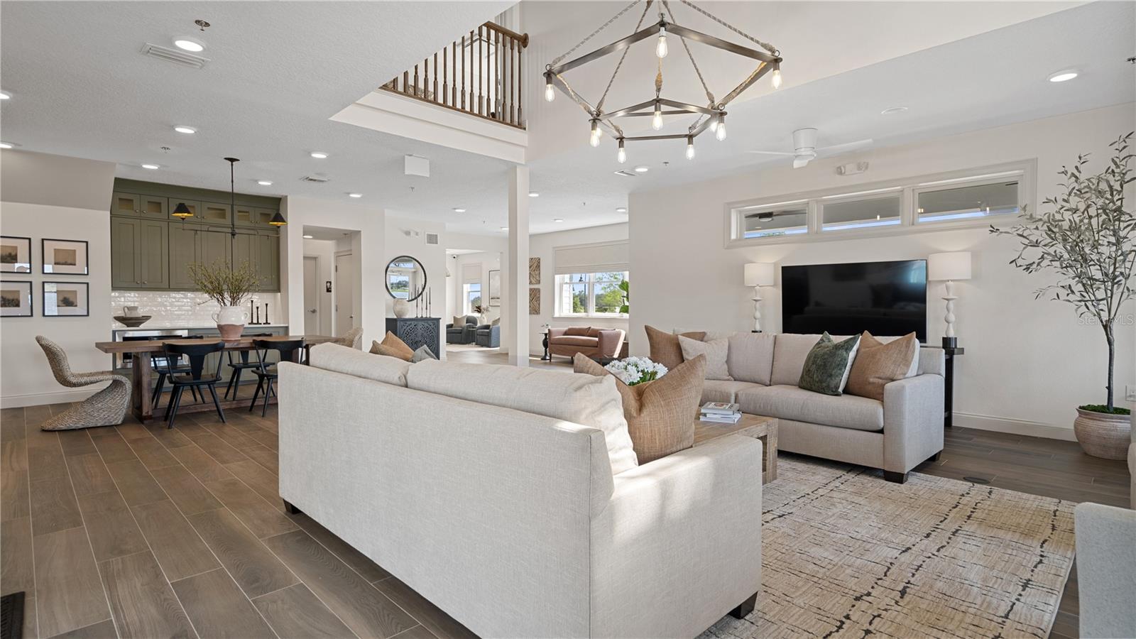 5600 Nina Way, FL