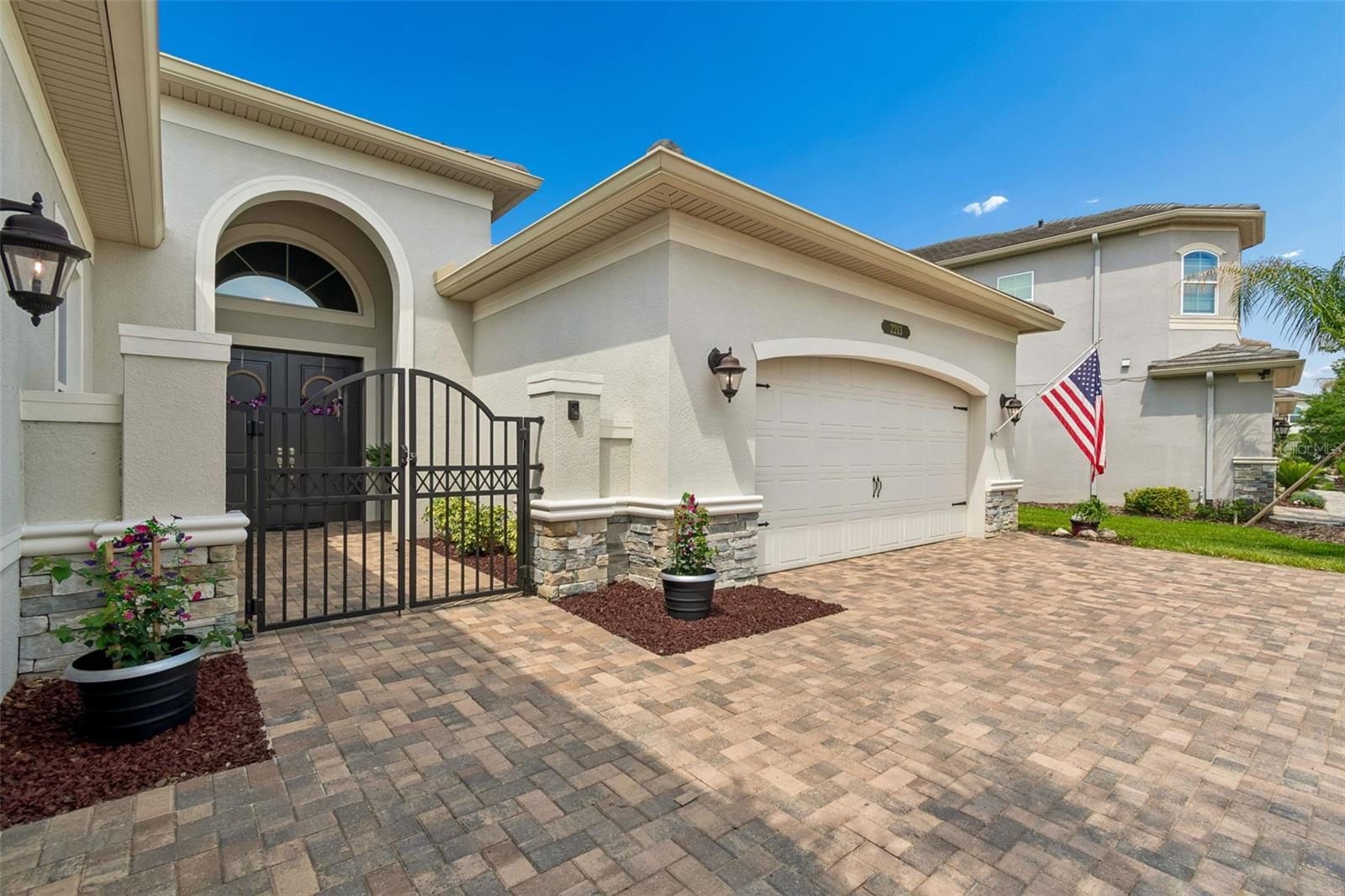 2213 Hollow Forest Court, FL