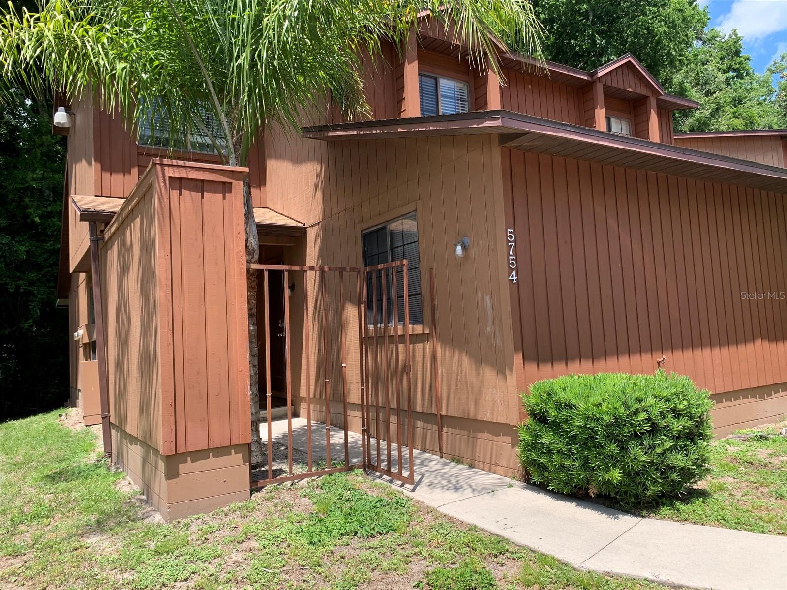 5754 8th Place, FL