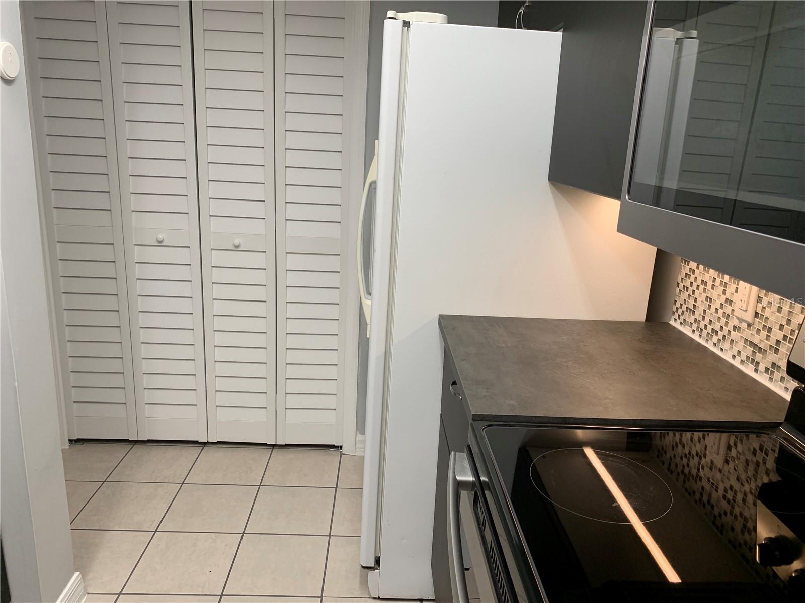 5754 8th Place, FL