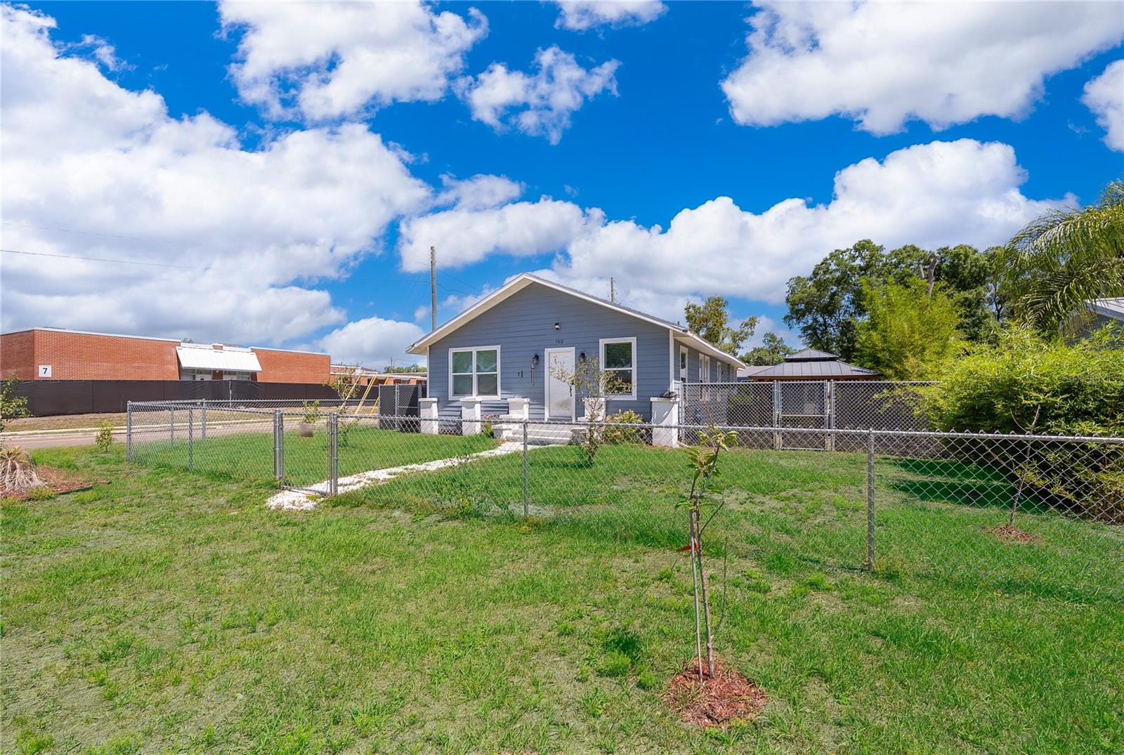 702 Gilchrist Street, FL