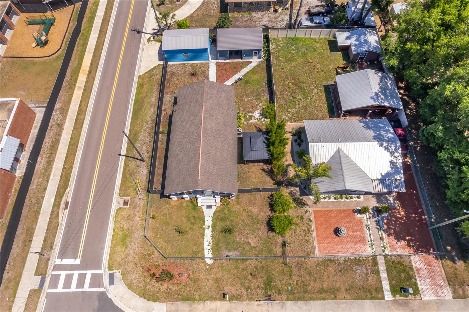 702 Gilchrist Street, FL