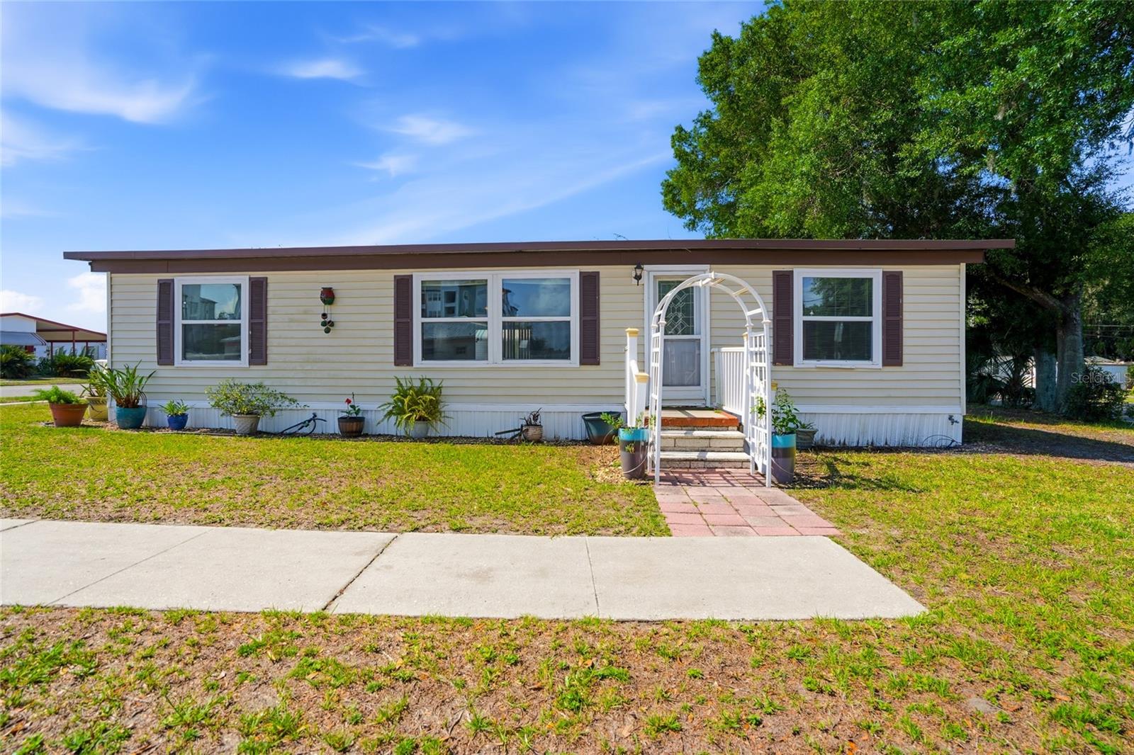3933 Sarah Drive, FL