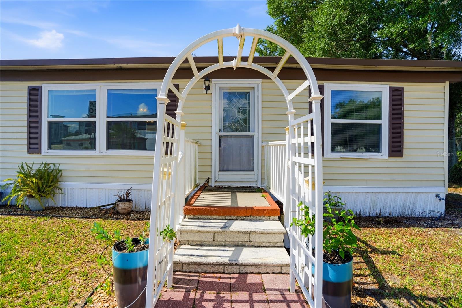 3933 Sarah Drive, FL