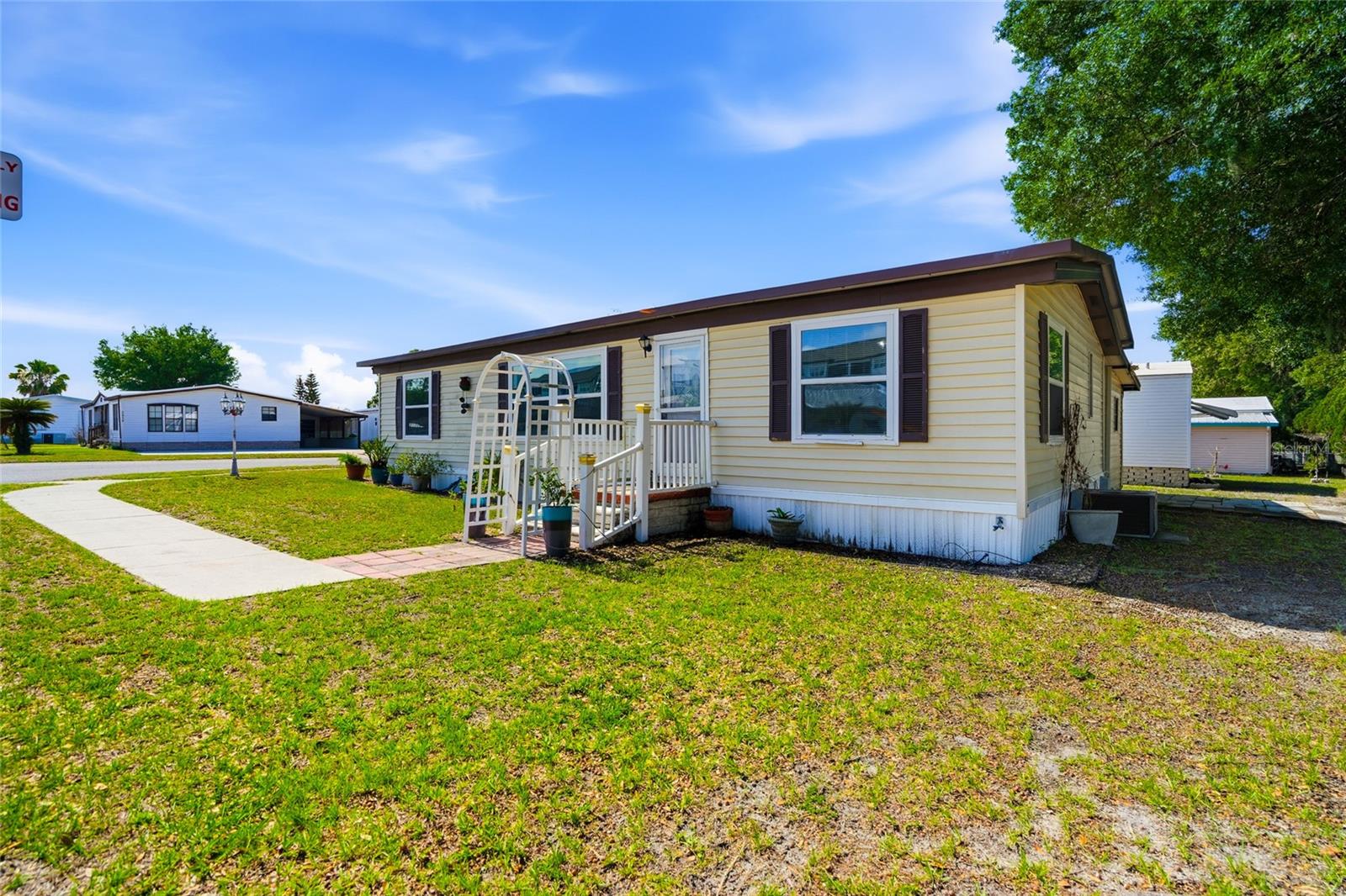 3933 Sarah Drive, FL