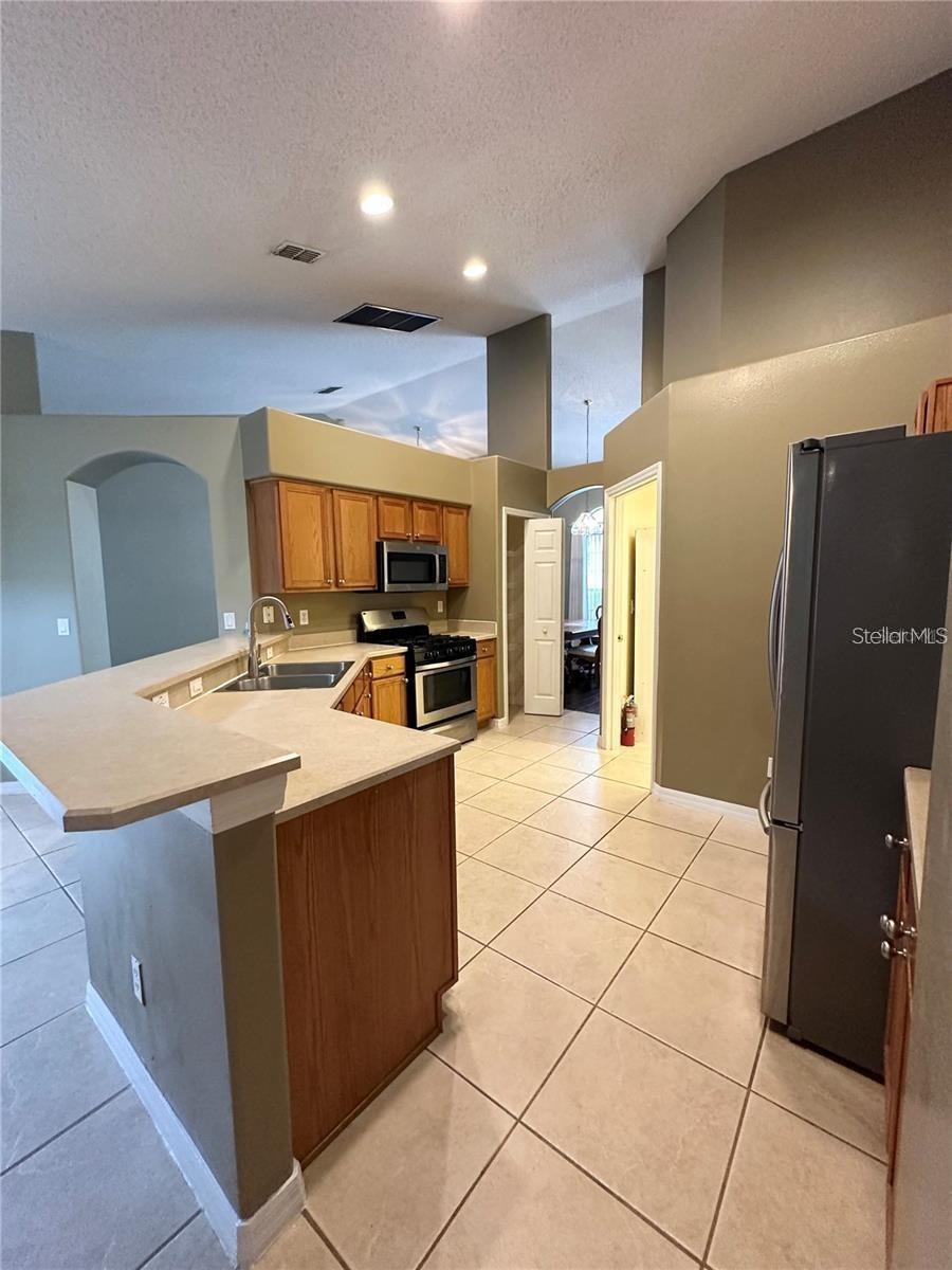 16016 Blossom Hill Loop, FL