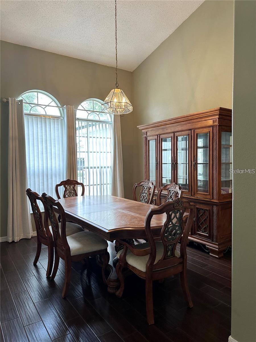 16016 Blossom Hill Loop, FL