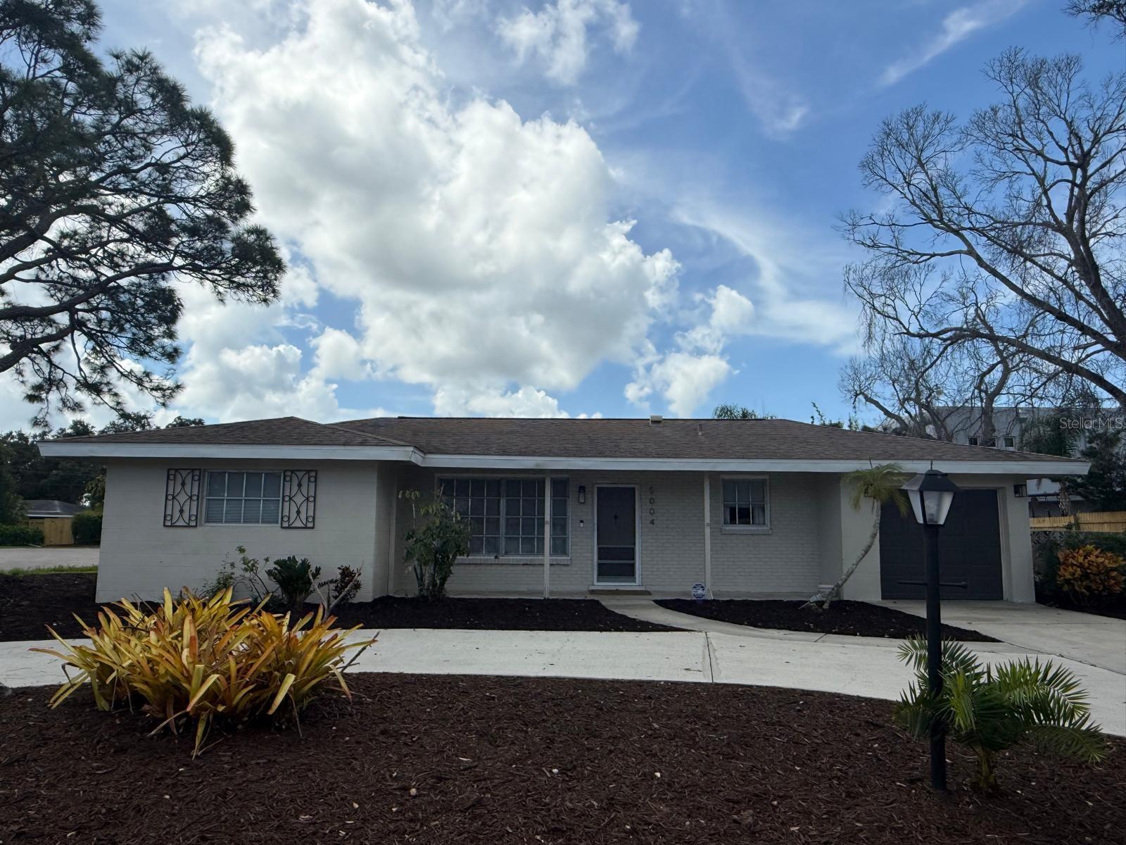 5004 Medalist Road, FL