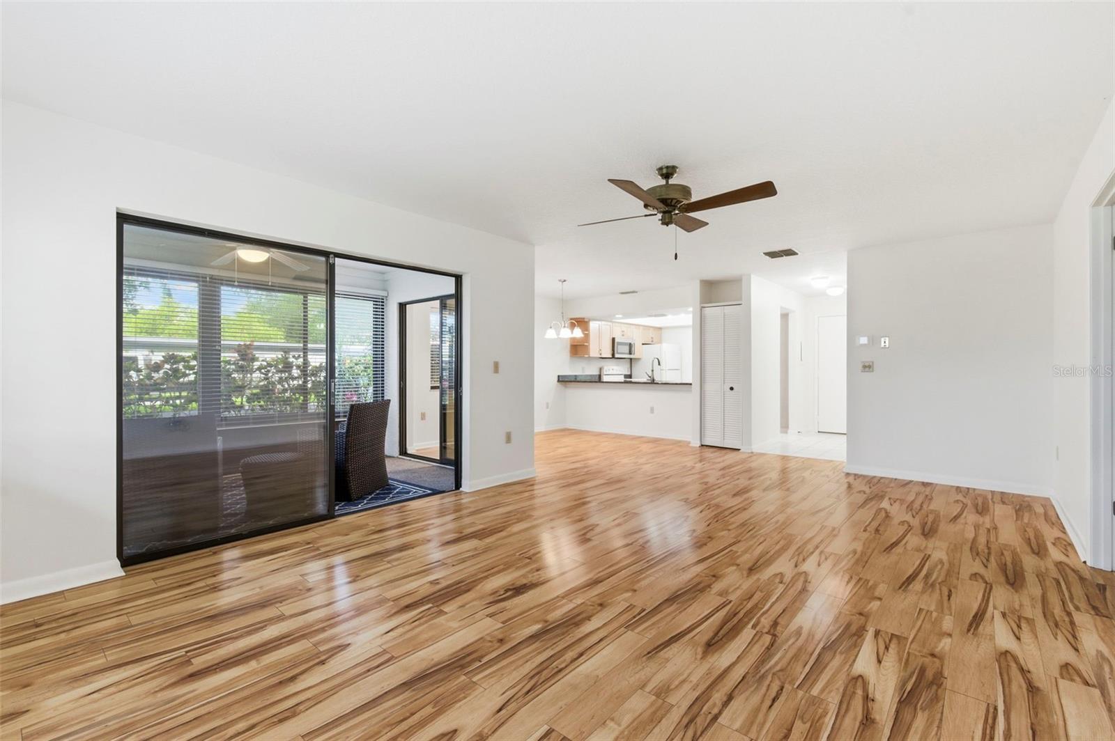 2733 Countryside Boulevard, FL