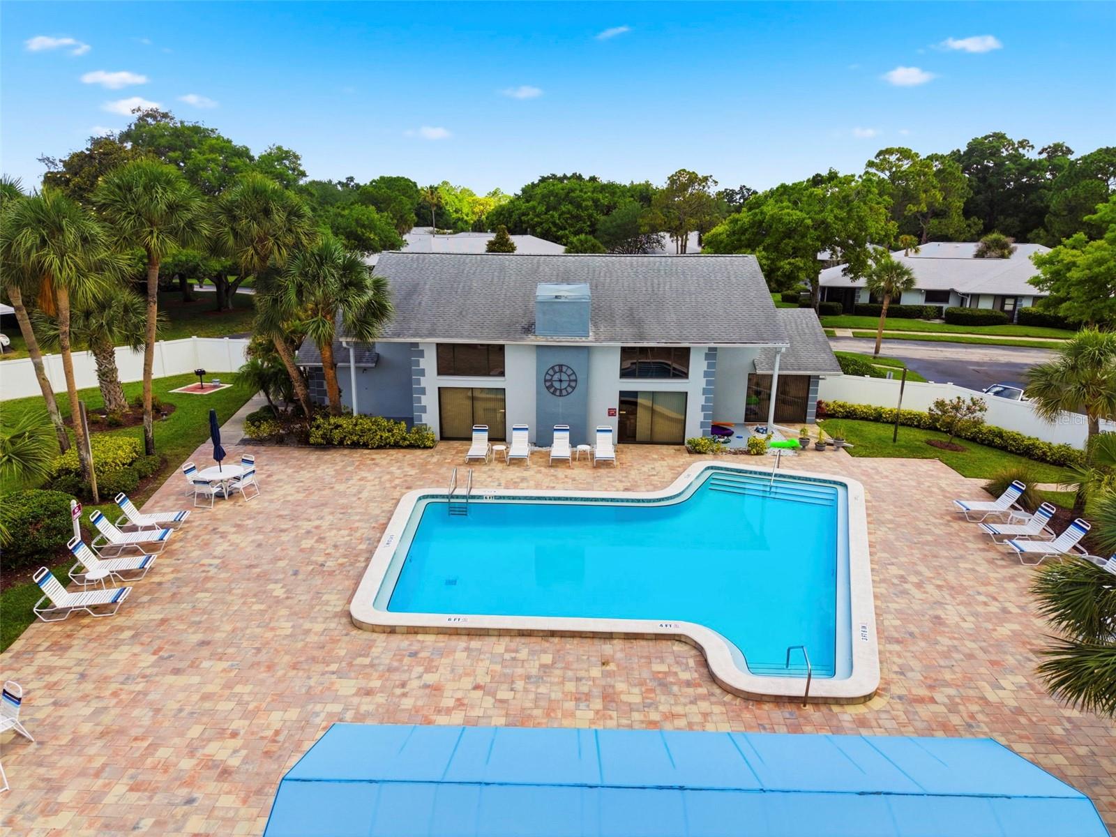 2733 Countryside Boulevard, FL