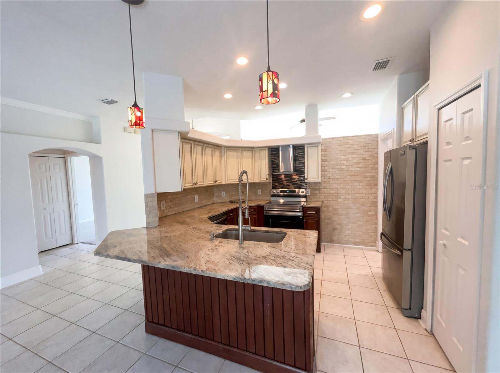 4241 Settlers Court, FL