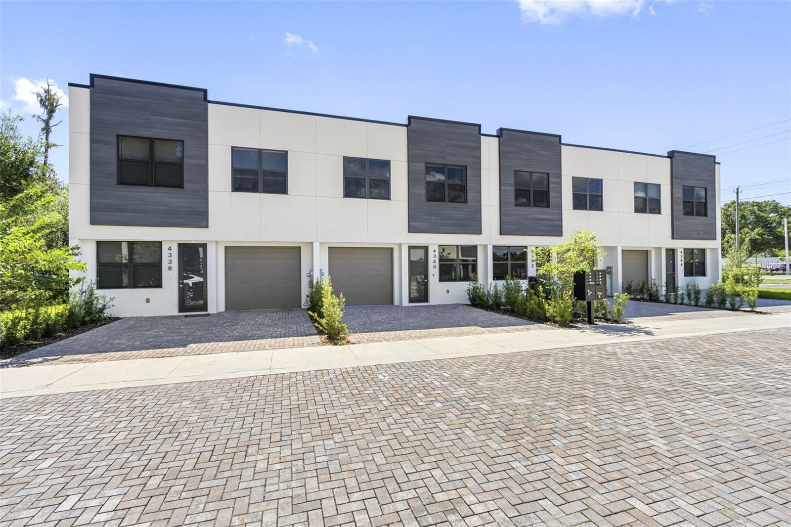4338 Villa Alina Court, FL