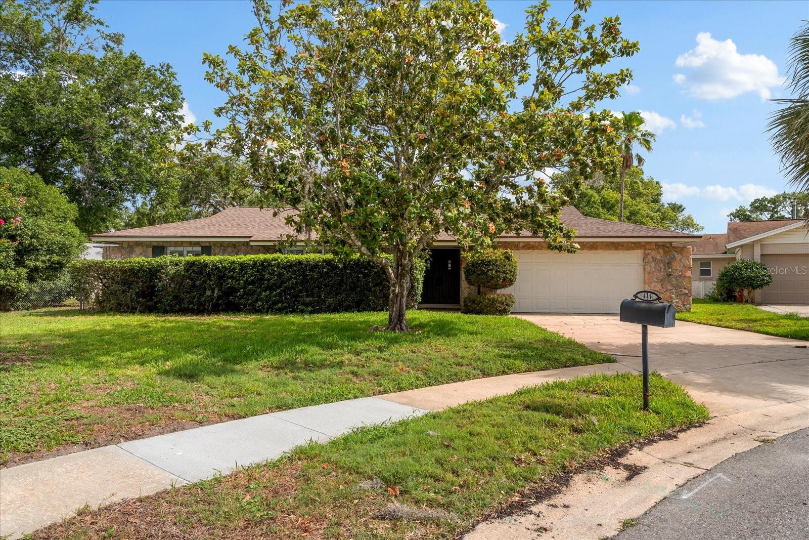 114 Stoney Ridge Court, FL