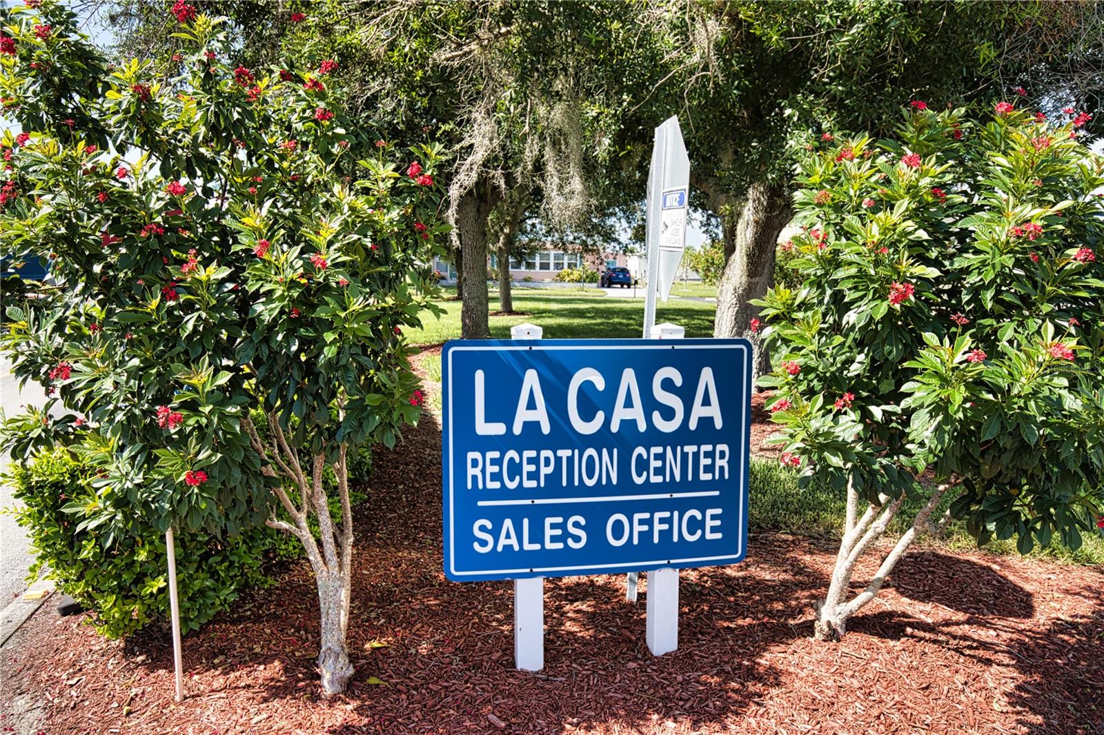 657 Alvarado, FL