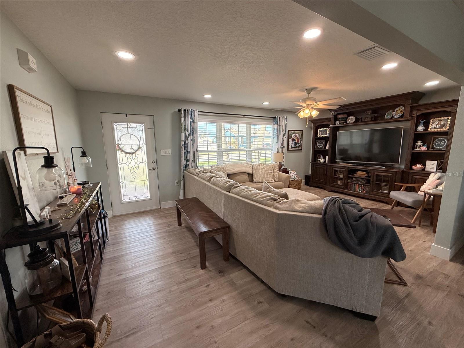 360 Palm Circle, FL