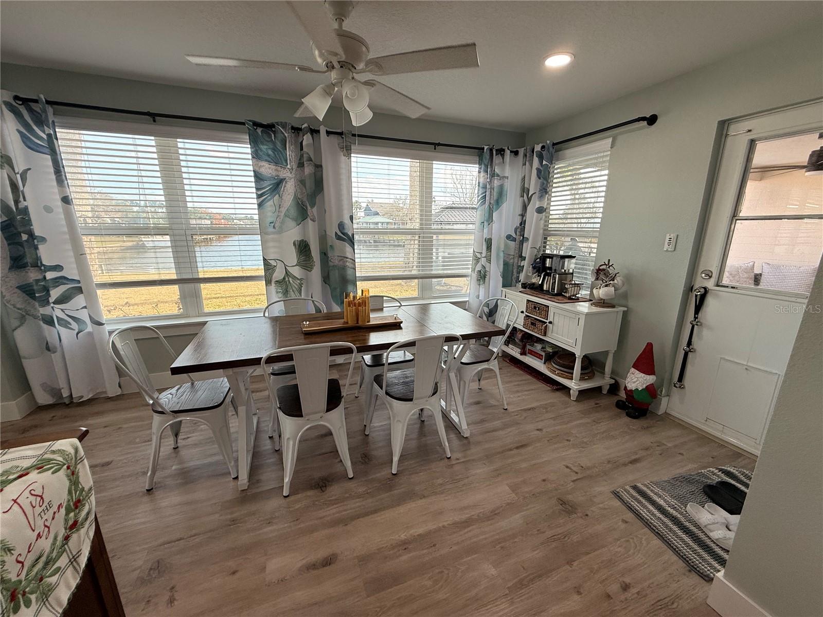 360 Palm Circle, FL