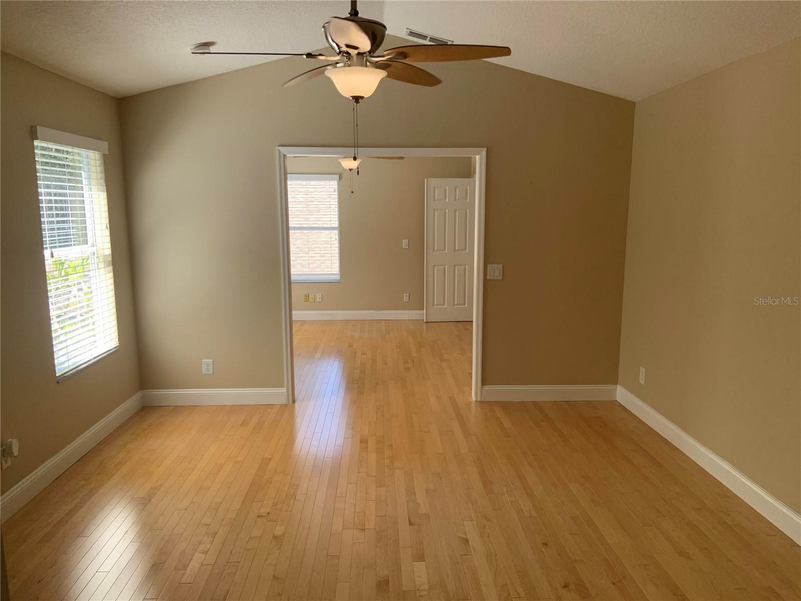 4527 Riverton Drive, FL