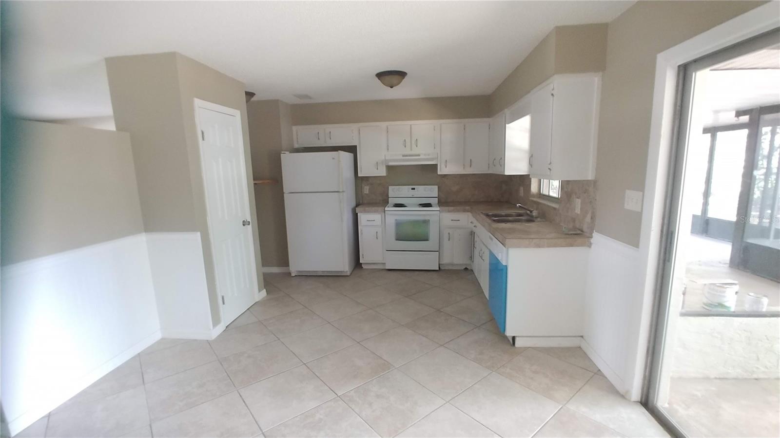 5725 3 Place, FL