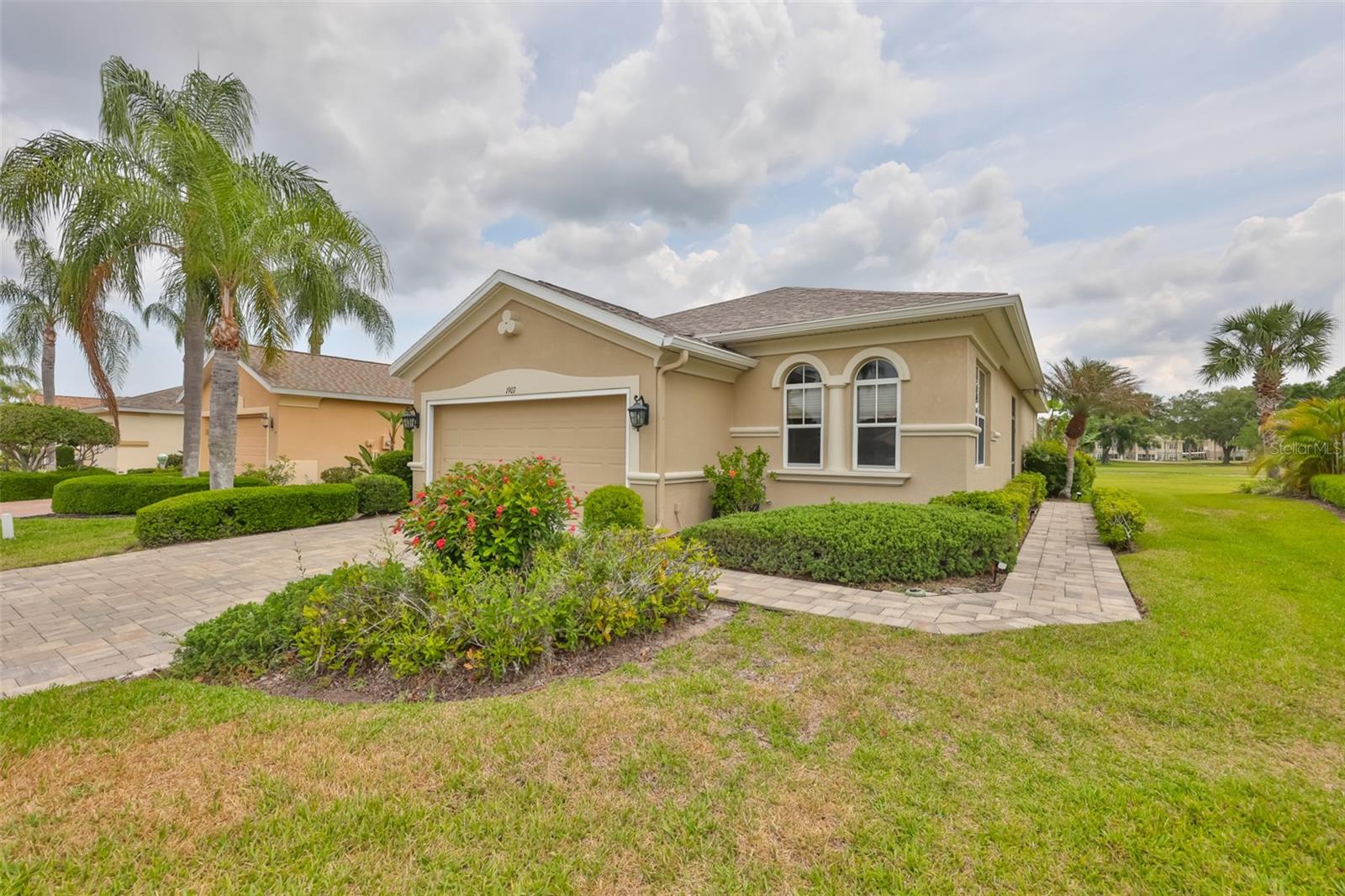 1907 Sterling Glen Court, FL