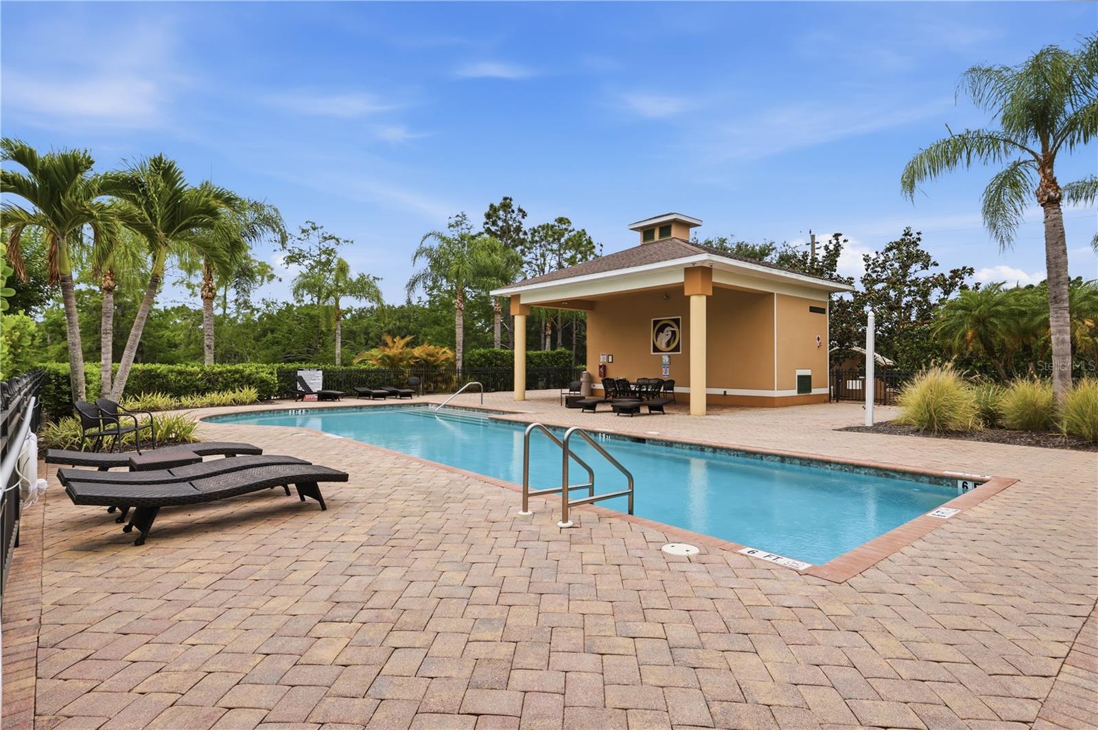 8423 Karpeal Drive, FL