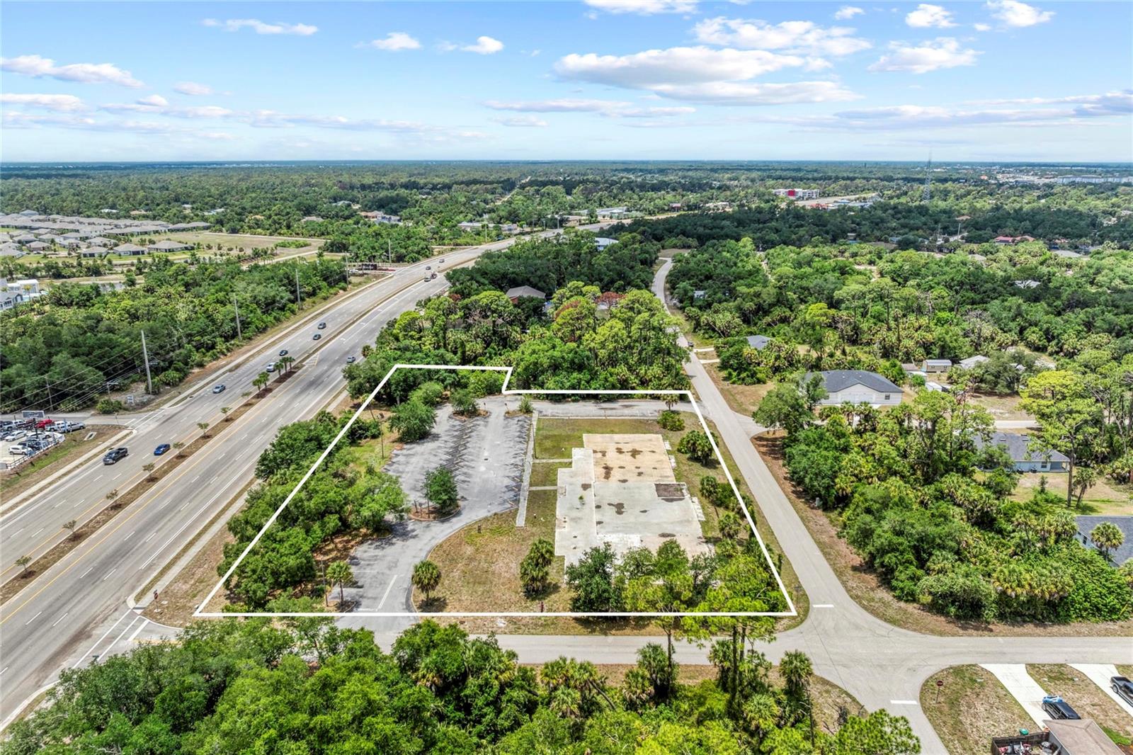 640 Tamiami Trail, FL