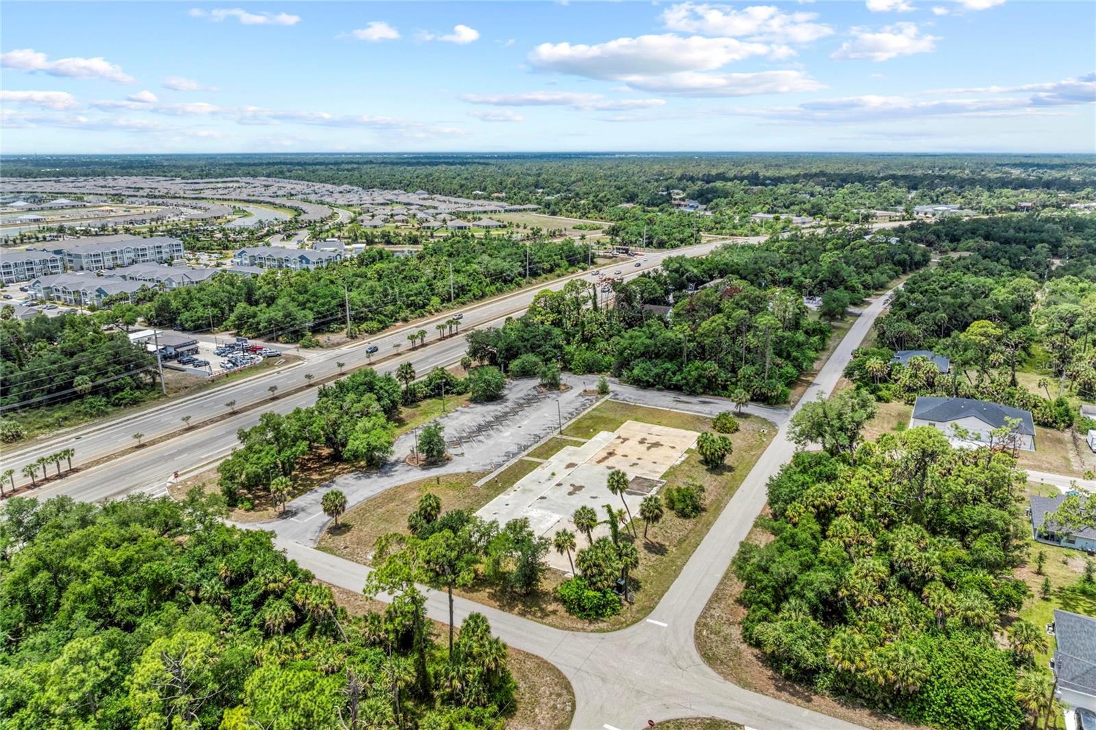 640 Tamiami Trail, FL