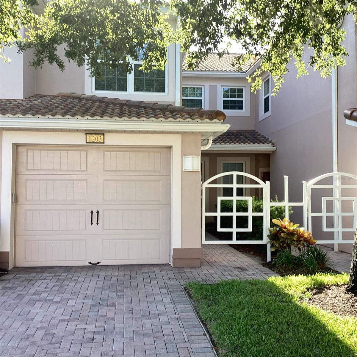 1203 Bella Cara Court, FL