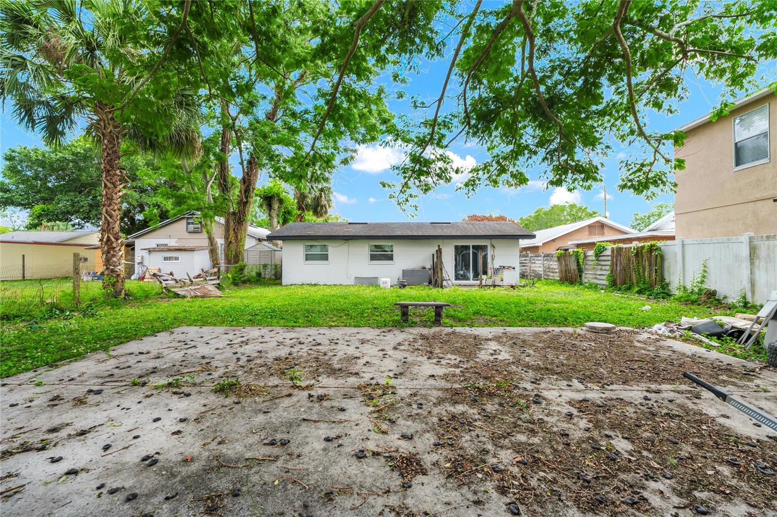1405 Park Lake Street, FL