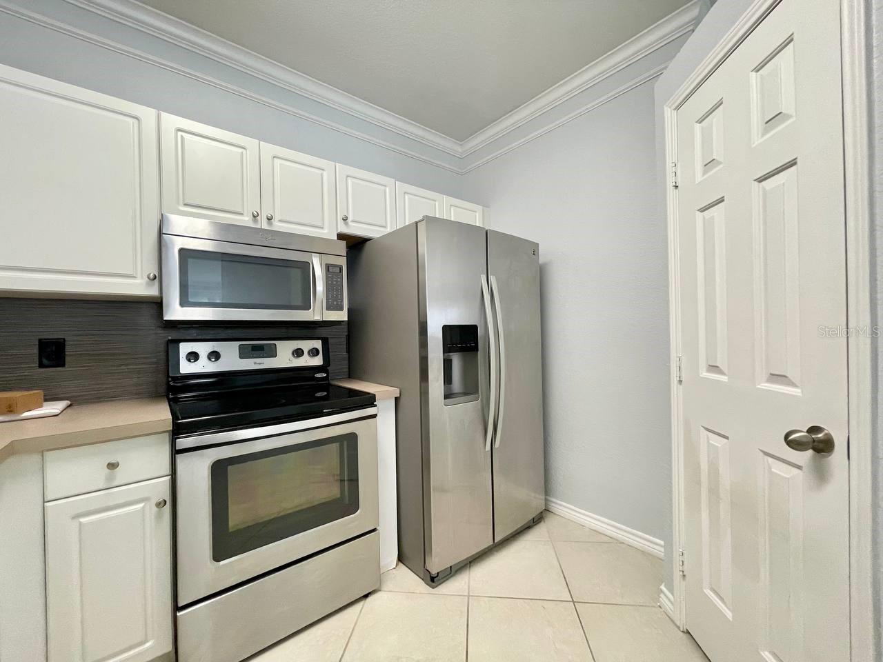 4333 Bayside Village Drive, FL