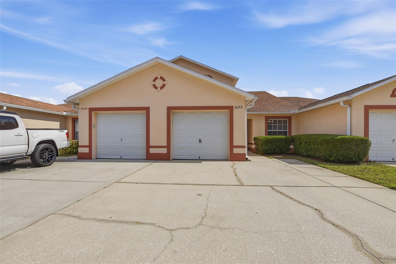 3435 Village Green Court, FL