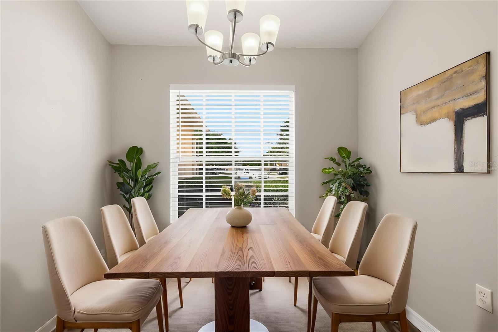 3435 Village Green Court, FL