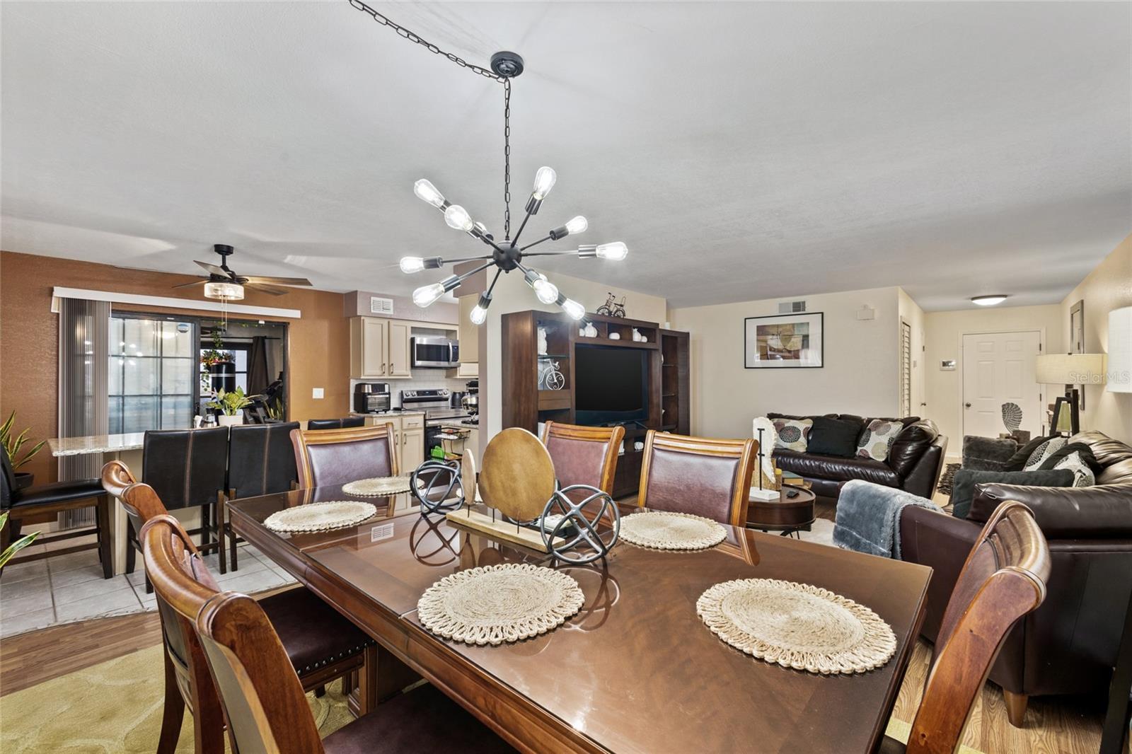 100 Oak Terrace Drive, FL